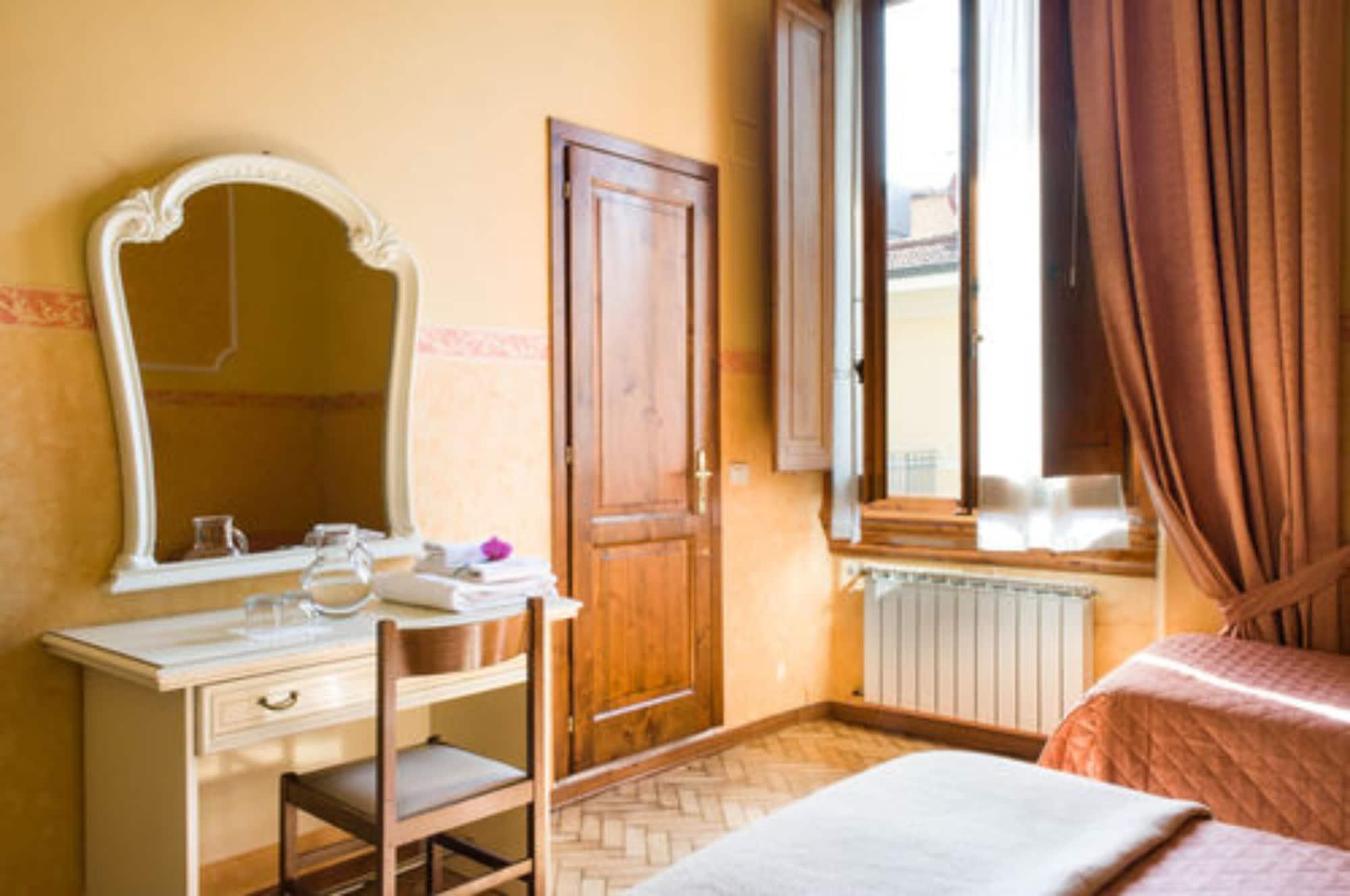 Hotel Fiorita Florencja Zewnętrze zdjęcie