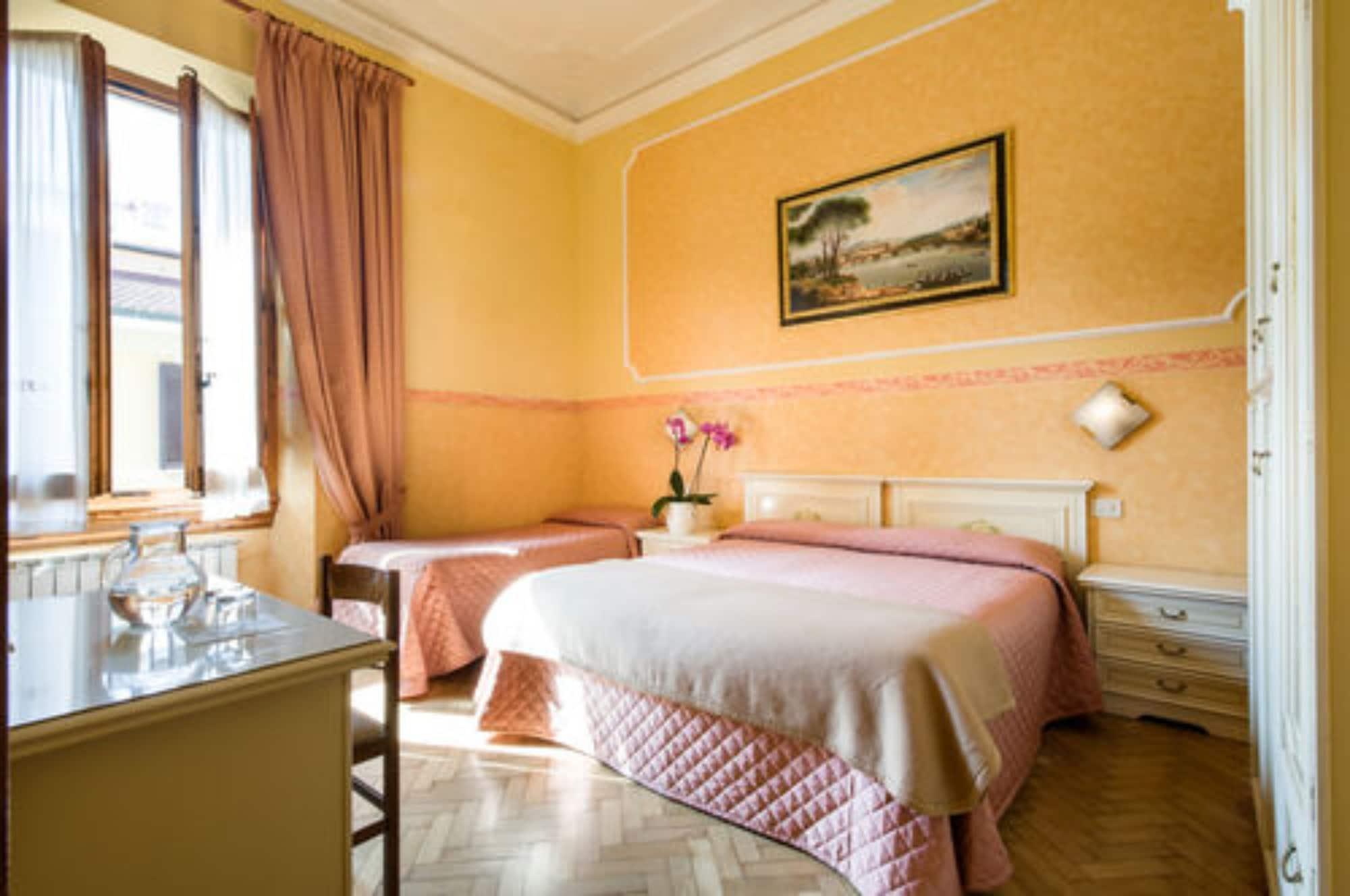 Hotel Fiorita Florencja Zewnętrze zdjęcie